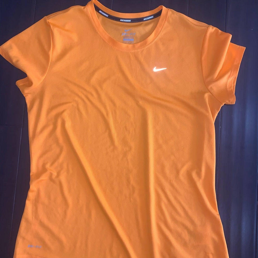 Nike dri-fit Large, light wear